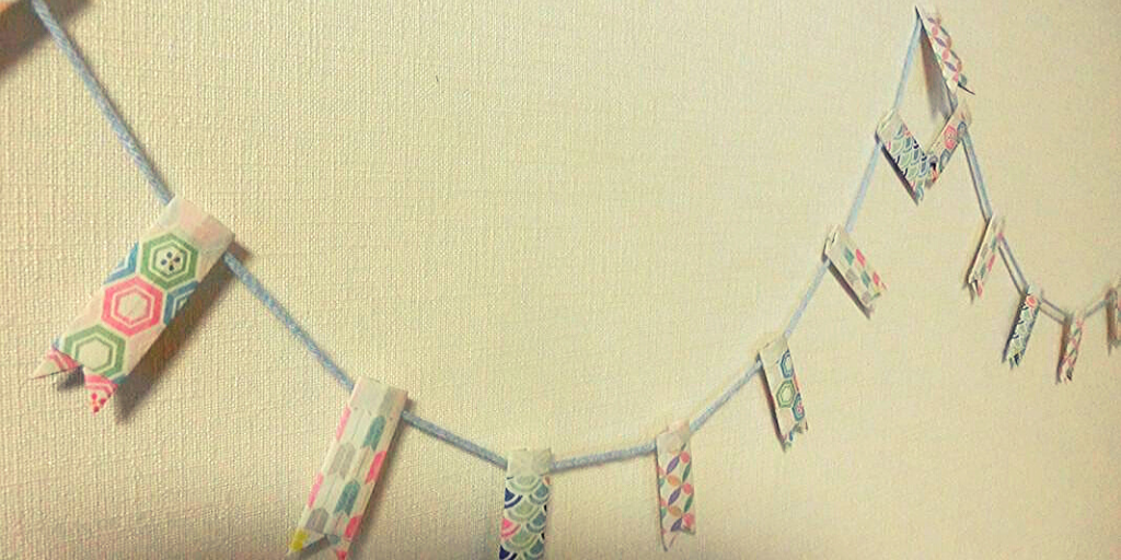 5月の折り紙こいのぼりの飾り方 簡単に折れて可愛く飾れる ちょちょいの工作部屋