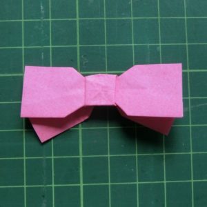 折り紙で作る 簡単かわいいリボンの折り方 幼稚園の女の子に人気 ちょちょいの工作部屋