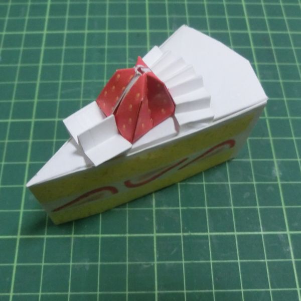 折り紙でケーキの立体折り方は難しい 高級スイーツ4種が100均折り紙でできる ちょちょいの工作部屋