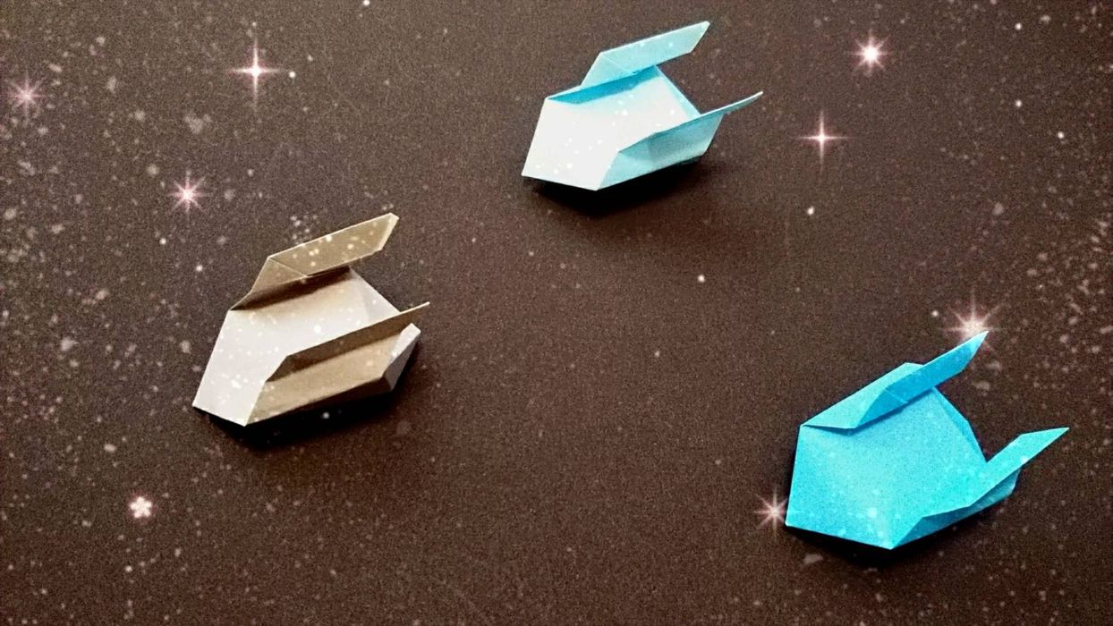 折り紙の宇宙船 Ufoの折り方 男の子が好きなかっこいい乗り物を作る ちょちょいの工作部屋