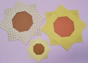 7月の折り紙 ひまわり の折り方 リースの作り方で簡単な平面向日葵を作る ちょちょいの工作部屋
