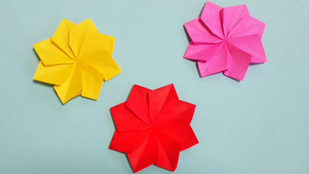 折り紙1枚で花びら12枚のダリアの花の折り方 折り目きっちりで意外と簡単 ちょちょいの工作部屋